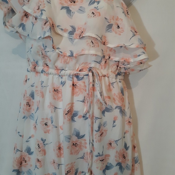 Miami's Ruffled One Shoulder Maxi Dress - Picture 3 of 8